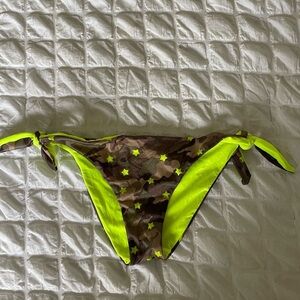 Tezenis Camo and Neon Yellow Star Bikini Bottom